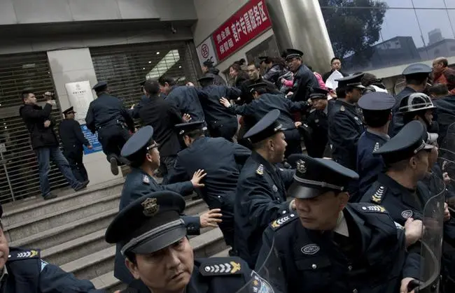 债务纠纷秩序维护